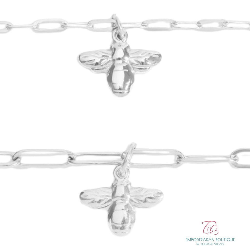 Mamá & Hija Bee Charm Necklace